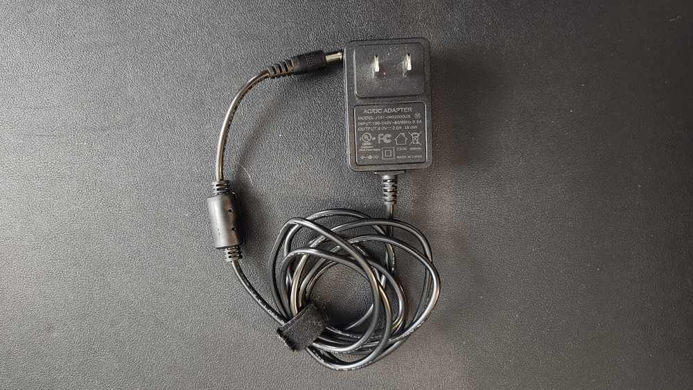 Roland MOBILE CUBE Amplifier MOBILE-CUBE +++ Power Adapter !!!