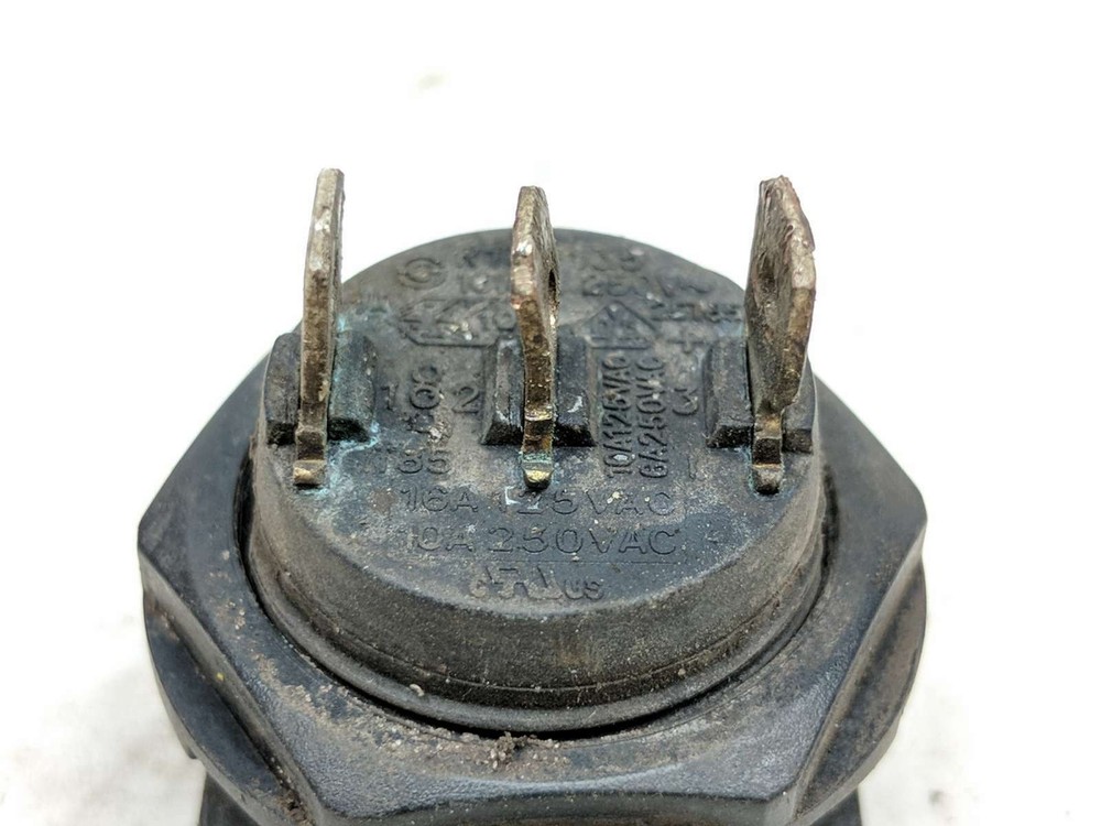 05 Arctic Cat 500 4X4 Toggle Switch Button