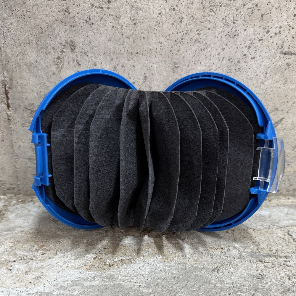 Discgear 22 CD DVD Blu-ray Disc Holder Carry Case Shell Double Sided Blue