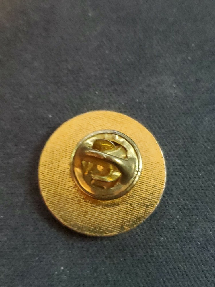 ENDLESS MOUNTAINS WBA Bowling Lapel Hat Enamel Pin C