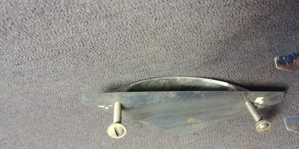 15 1940s Triangle Backplate Cabinet Door Drawer Handle Pull Hardware Lot