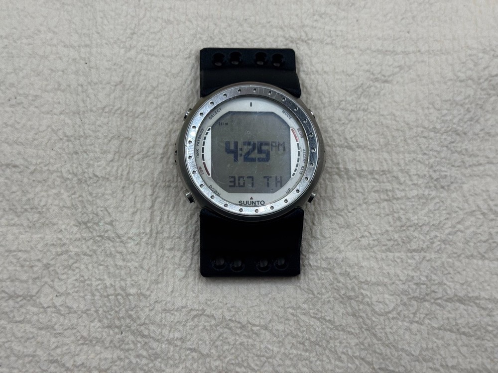BMA-Bungee mount assembly for Suunto D9