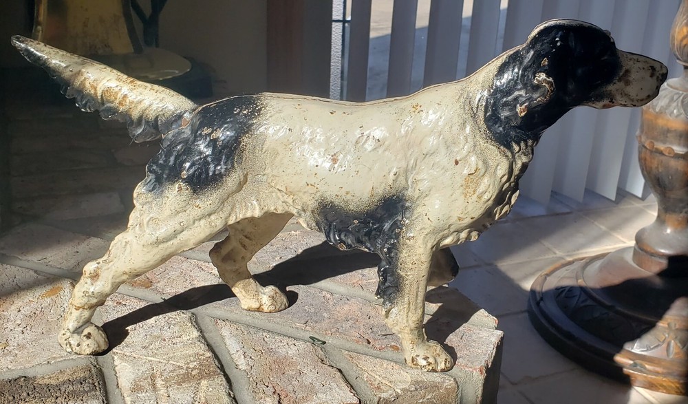 ANTIQUE POINTER HUNTING GUN BIRD DOG DOORSTOP CAST IRON. Nice !