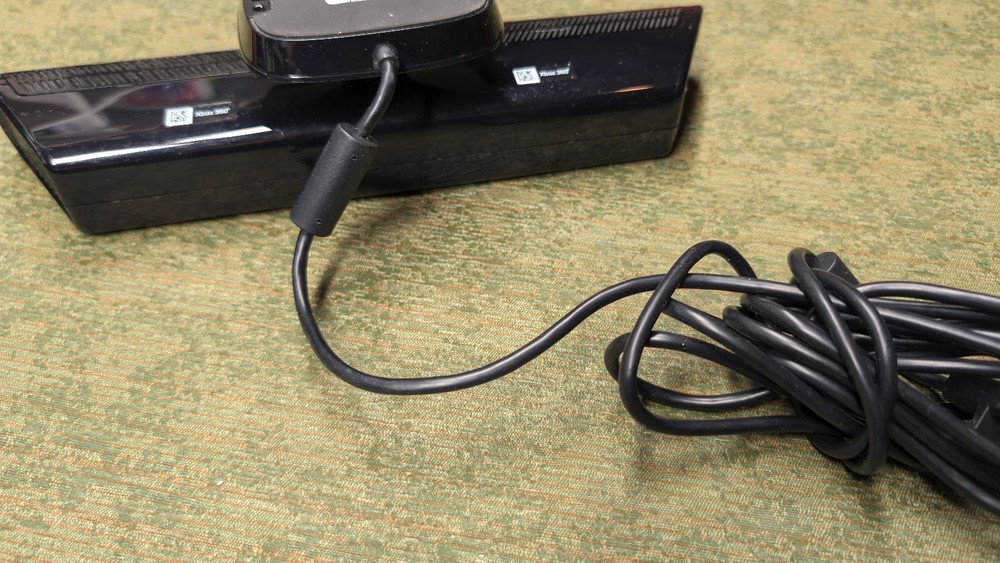 Microsoft Kinect Sensor Bar Xbox 360 1414 + AC Power Adapter Tested Set Bundle