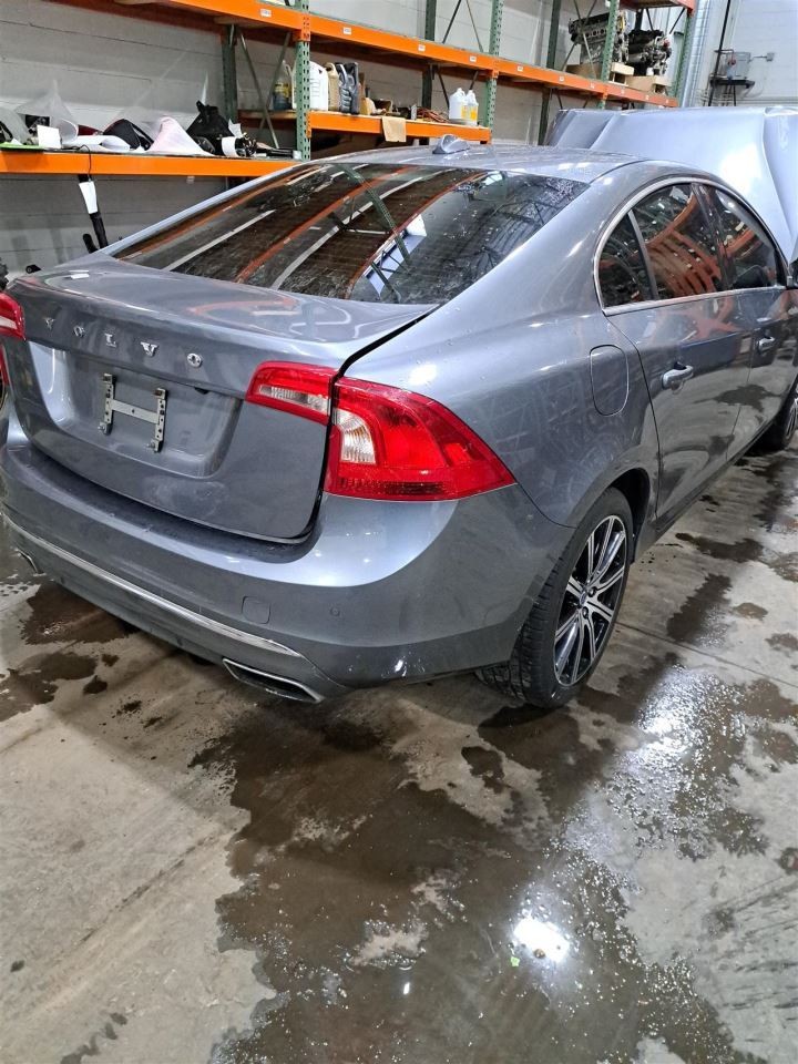 2017 S60 Display Screen Sku#4349862