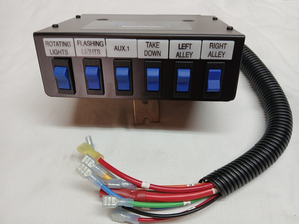 Gall's 6 function switch panel for emergency vehicle lighting