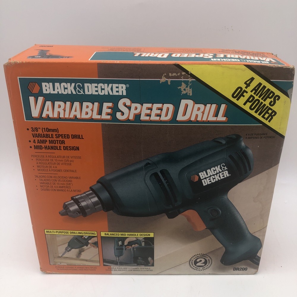 Black & Decker 3/8" Variable Speed Drill 4-amp DR200 with 13 High Drill Bits NOS