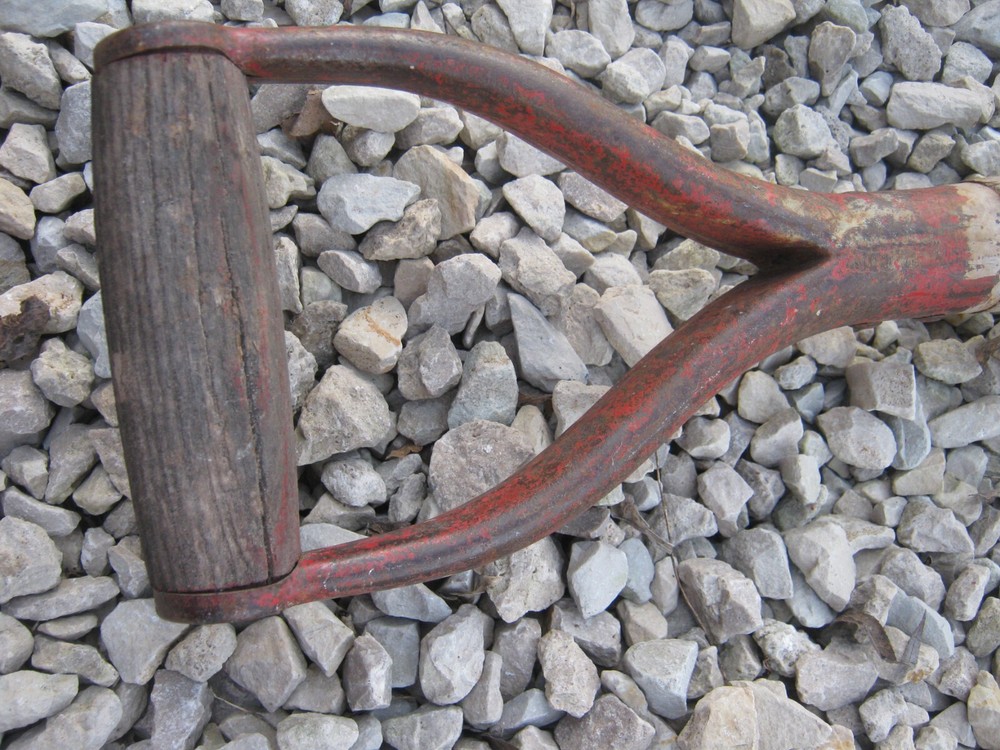 Rusty Original Vintage Primitive 4 Prong Hay Pitch Fork D Handle 41" long