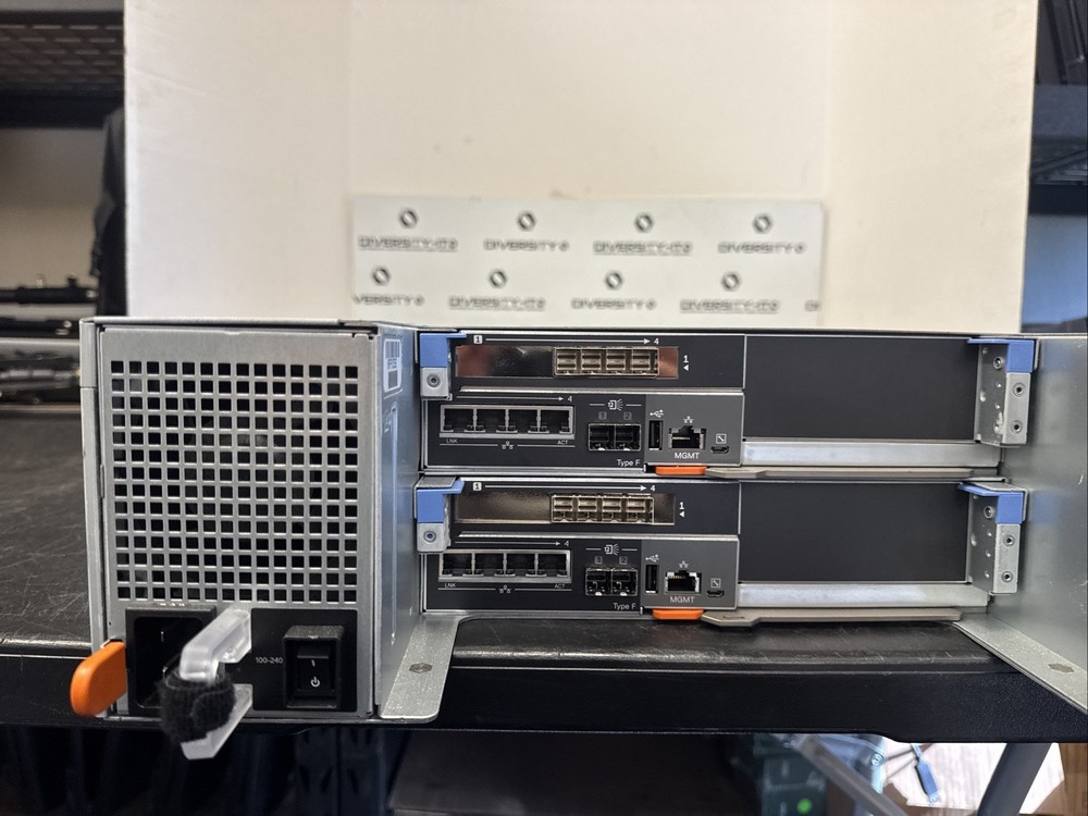 Dell EMC SCV3020 storage array + Caddies **NO DRIVES