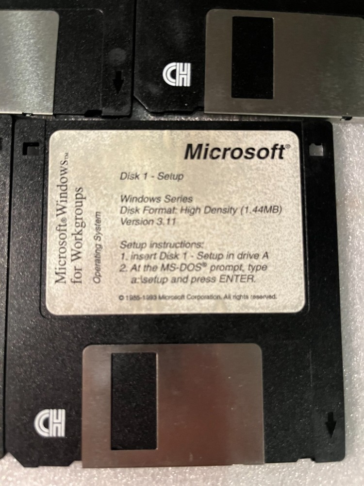 Microsoft Windows for Workgroups Version 3.11 • 3.5" Floppy Vintage Software '93