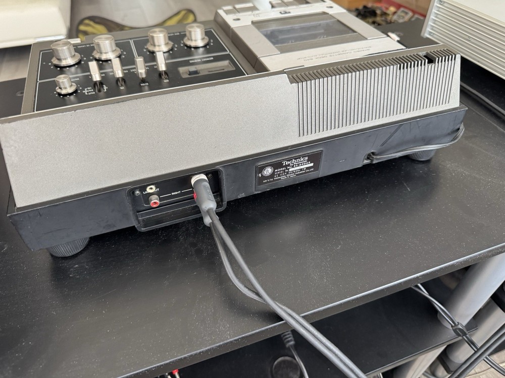 Technics RS-640US.