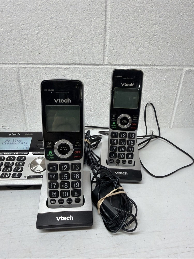 VTech VS113-5 Cordless Phone System 4 Handsets-5 Base Long Range Bluetooth Call