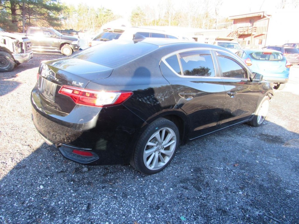 ILX 2017 Glove Box 1009360