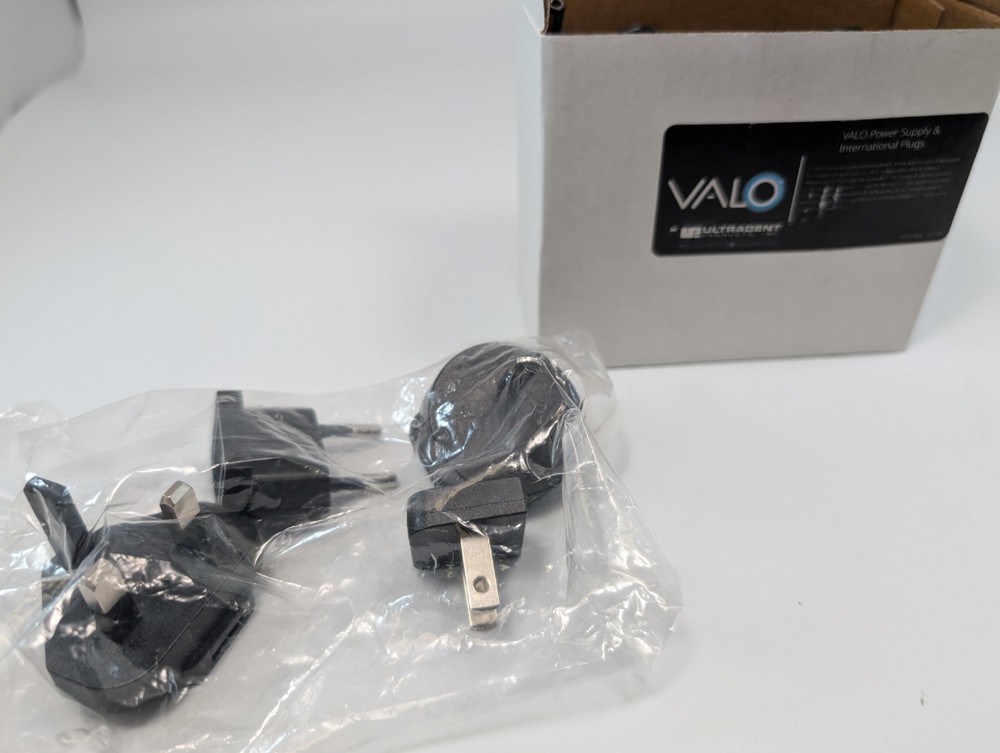 Valo Power Supply & International Plugs