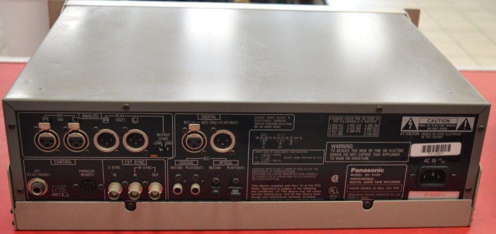 Panasonic SV-4100 Professional Digital Audio Tape DAT Recorder Player-POWERS ON