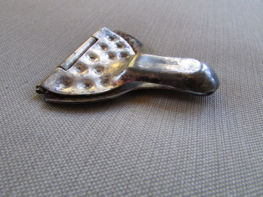Old Vintage Rare Iron Lemon Squeeze Wedges Original