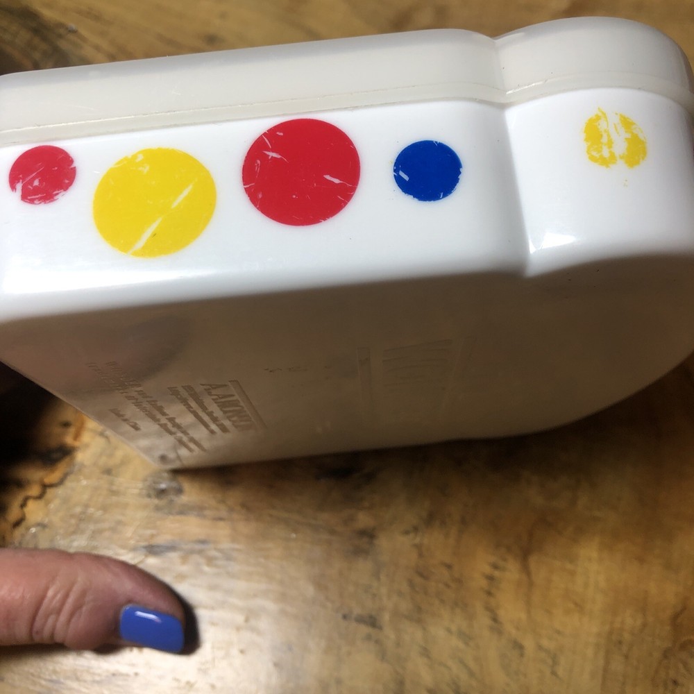 Wonder Bread Plastic white sandwich bread holder 2006 A4