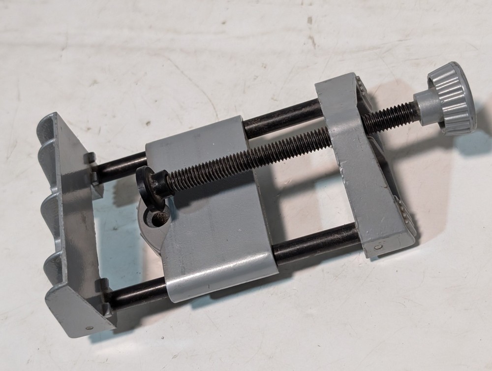 General Tools 840 Pro Doweling Jig Kit + 2 Dewalt N149294 Clamp Assemblies