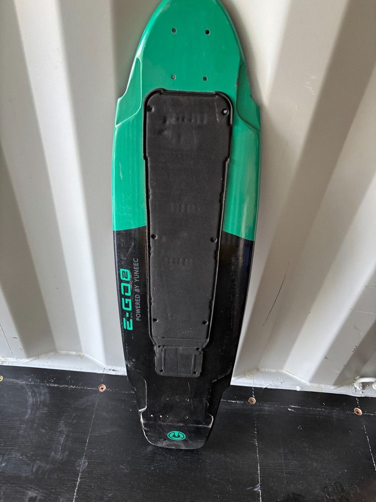 YUNEEC E-GO2 Electric Longboard Board only, Green