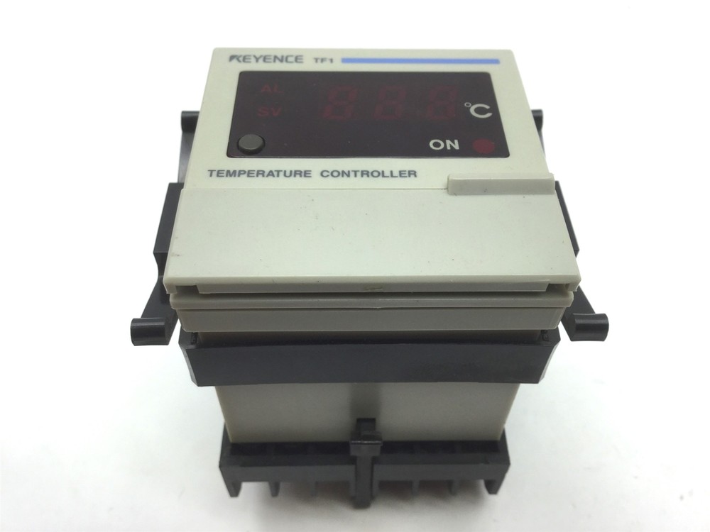 Keyence TF1-15 Temperature Controller Panel Mount Voltage 12-24VDC