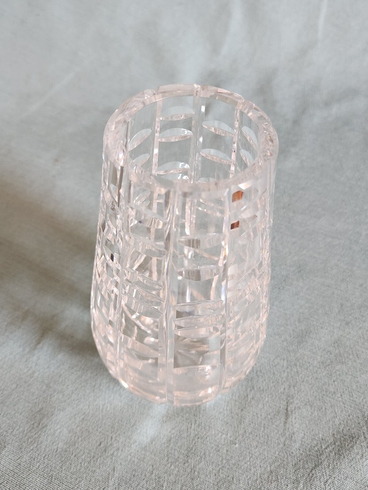 CLEAR CRYSTAL VASE 7" HIGH