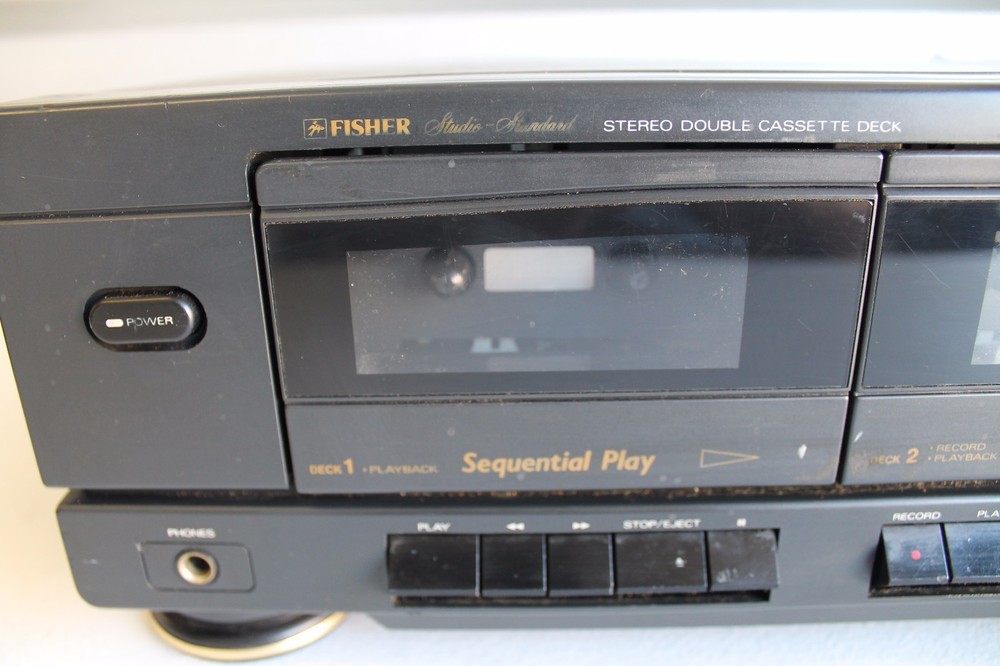 Fisher Stereo Double Cassette Deck Sequential Play With Synchro Dubbing CRW681