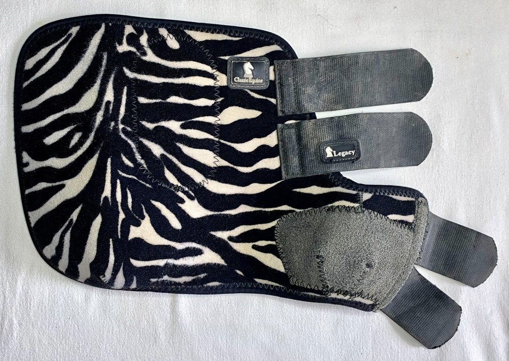 Classic Equine - Legacy Protective Boots CLS100, Front set, Medium, Zebra