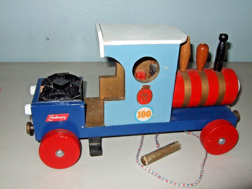 Vintage EMBASSY Wooden Train Engine Pull Toy AUSTRALIA RARE!