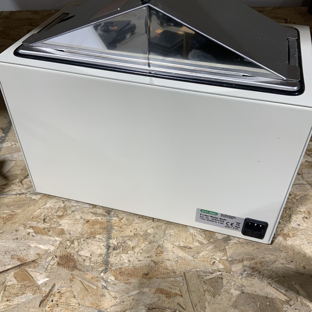 Bio-Rad 6 Liter Water Bath Working