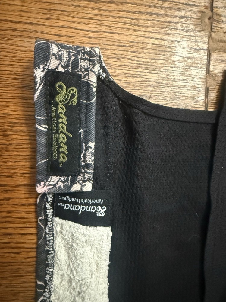 Sandana Flying Skulls Head wrap