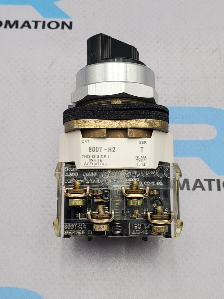 Surplus Pre-Owned Allen Bradley 800T-H2A Selector Switch