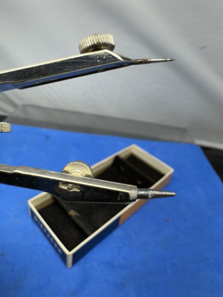 Dietzgen Master Pro 4-1/4" Hoop Spring Head Bow Pencil 733B EUC