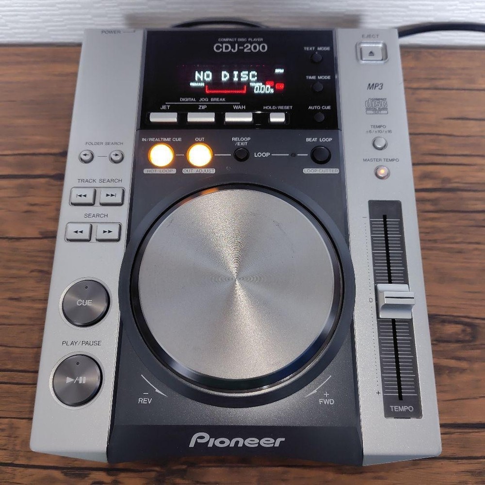 Pioneer CDJ-200 COMPACT DISC PLAYER Digital CD Deck with Effects AC100V