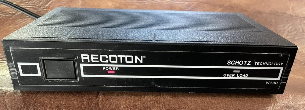 Vintage Schotz Technology Recoton W100 Audio Transmitter Box Cables Tested