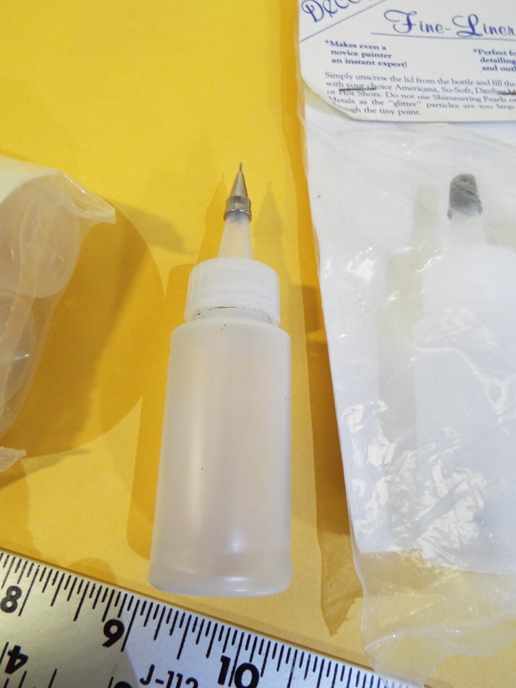 DECOART FINE-LINER-DETAILING-PLASTIC-NEEDLE PRECISION TIP APPLICATOR BOTTLES***