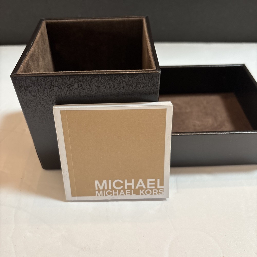Michael Kors Watch Box