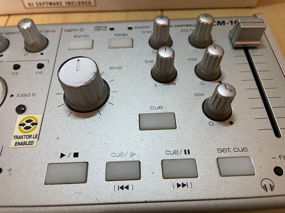 Vestax VCM-100 USB MIDI Audio Controller Compact Black Used Tested