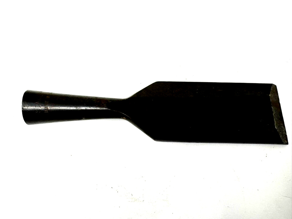 Vintage Stanley 1-1/2" Beveled Socket Chisel Woodworking Cabinetmaker Tool