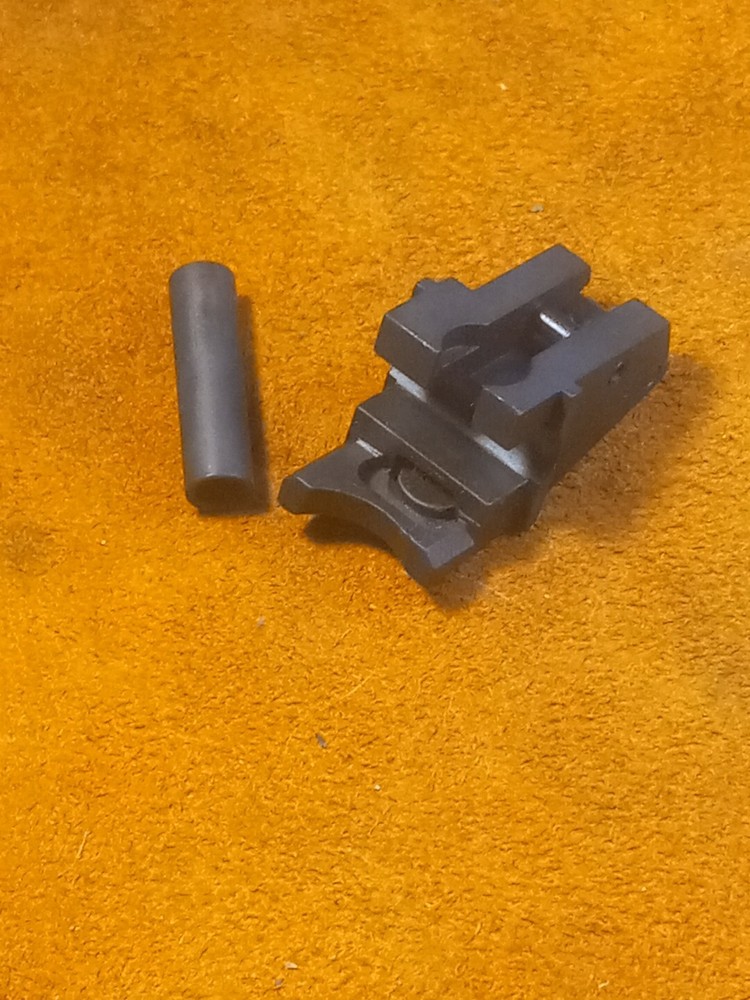BM59 BM59E Front Magazine Catch