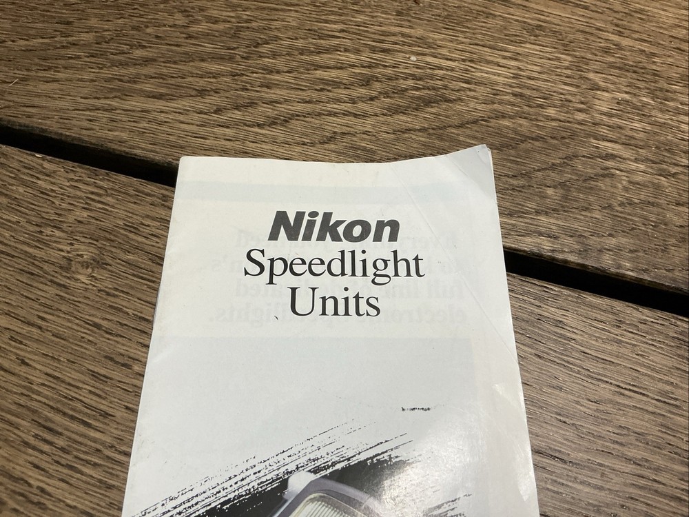 NIKON SPEEDLIGHT UNITS MANUAL VINTAGE - 1996