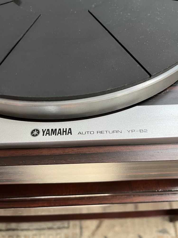 Yamaha YP-B2 Auto-Return Turntable