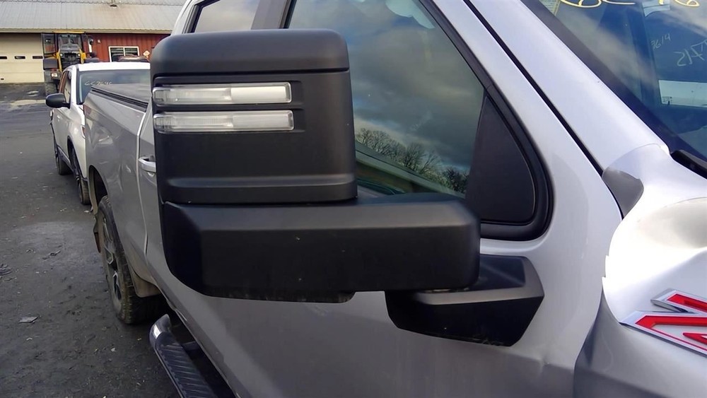 SILVRDO15 2020 Glove Box 2123704