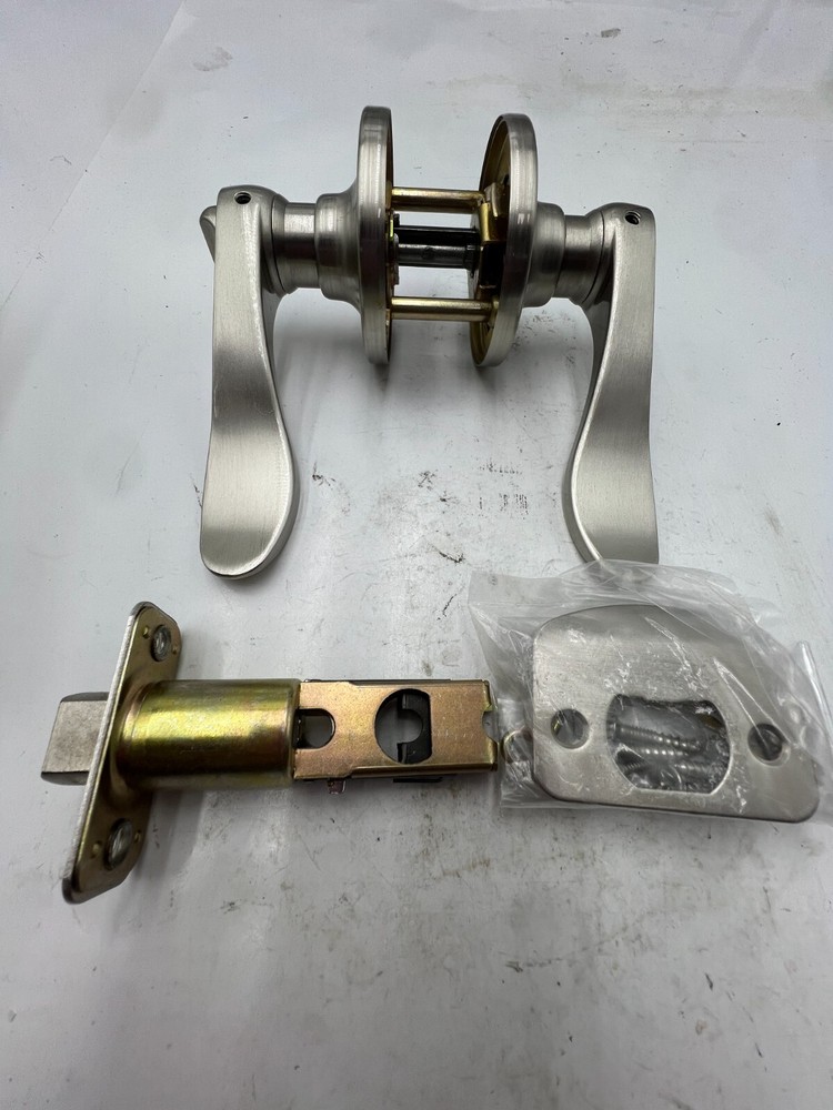 Westcraft Wave Entry Lever, Satin Nickel WC500PRIVSN