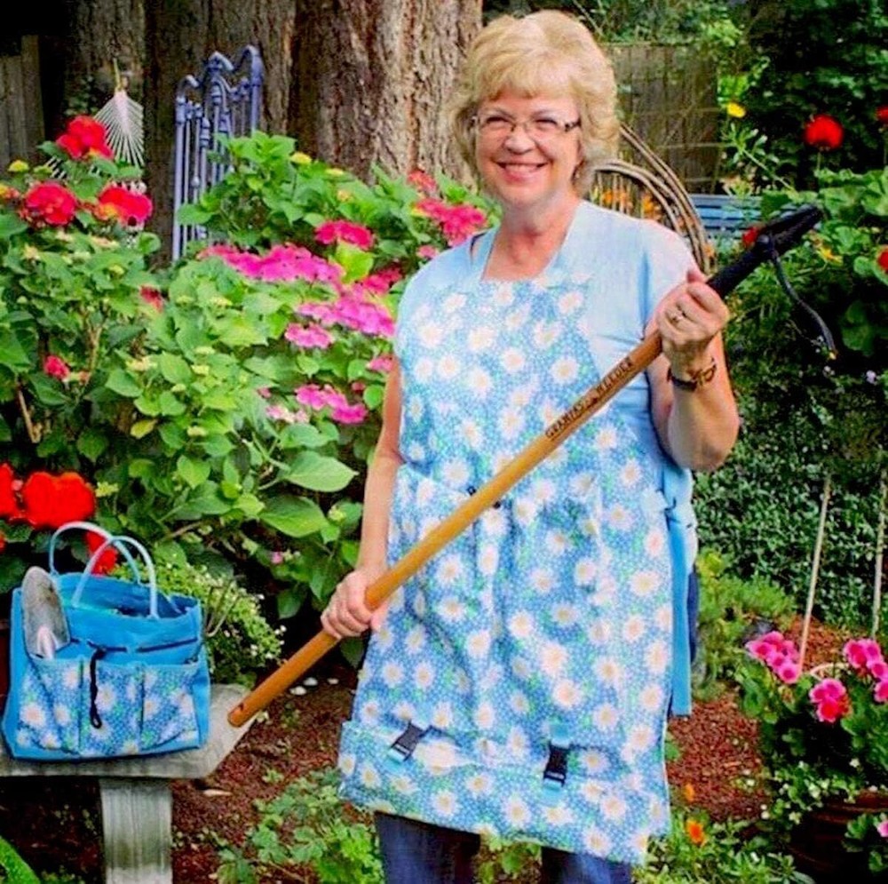 "The Authentic Stand-Up Weed Extractor Tool with Extended Handle - Crafted from