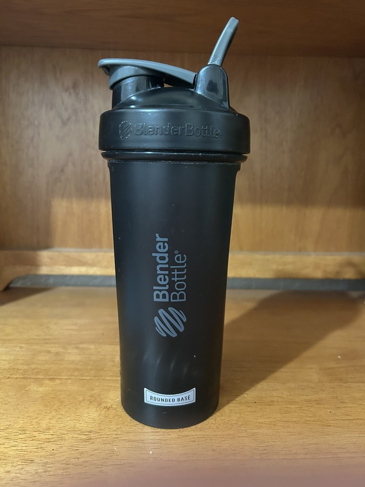 BlenderBottle Classic – 28 oz – All Black – Authentic Shaker Bottle – Used