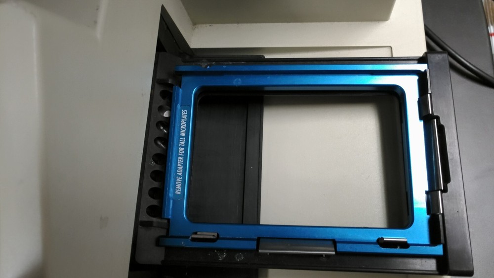 Molecular Devices SpectraMAX Gemini Microplate Spectrophotometer