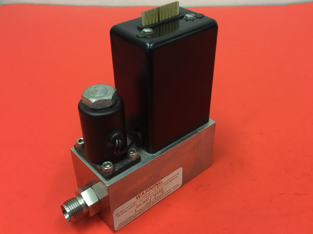 Brooks Instruments - P/N: 5851 - Mass Flow Controller