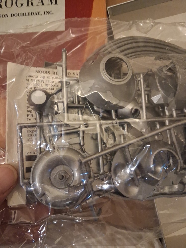 Science Service Program Nelson Doubleday Apollo Command Module Model Kit Gray