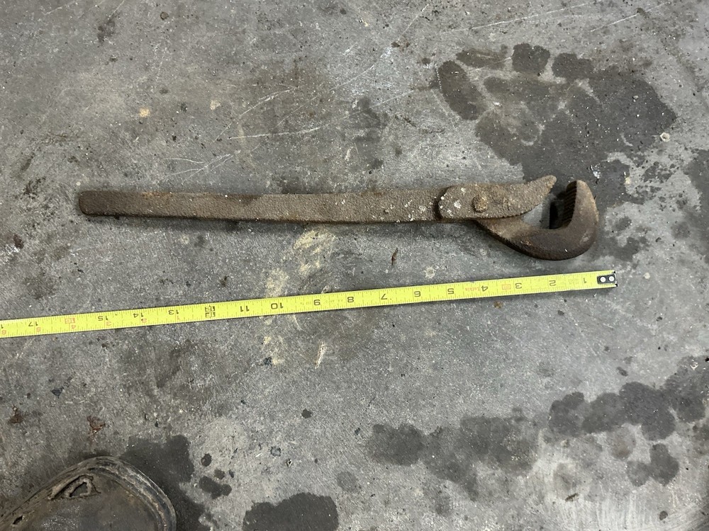 Antique Pipe Wrench