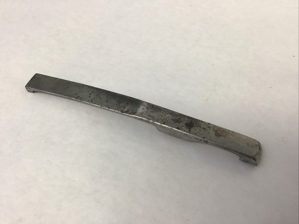 Japanese Arisaka Type 99, 30-06 Extractor. #53-8